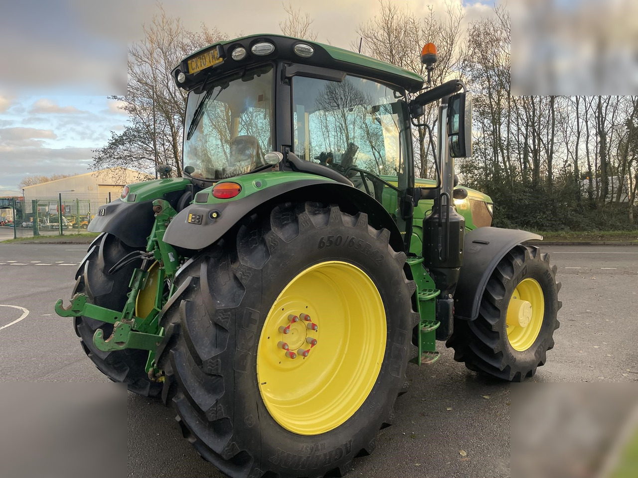 2020 JOHN DEERE 6155R - Traktor: 5 kép. 2020 JOHN DEERE 6155R - Traktor: 5 kép.