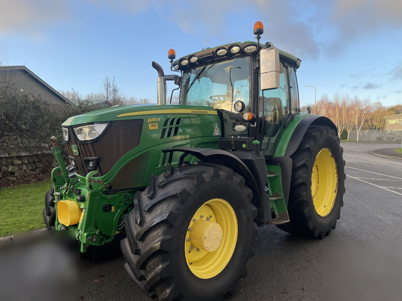 2020 JOHN DEERE 6155R - Traktor: 2 kép. 2020 JOHN DEERE 6155R - Traktor: 2 kép.
