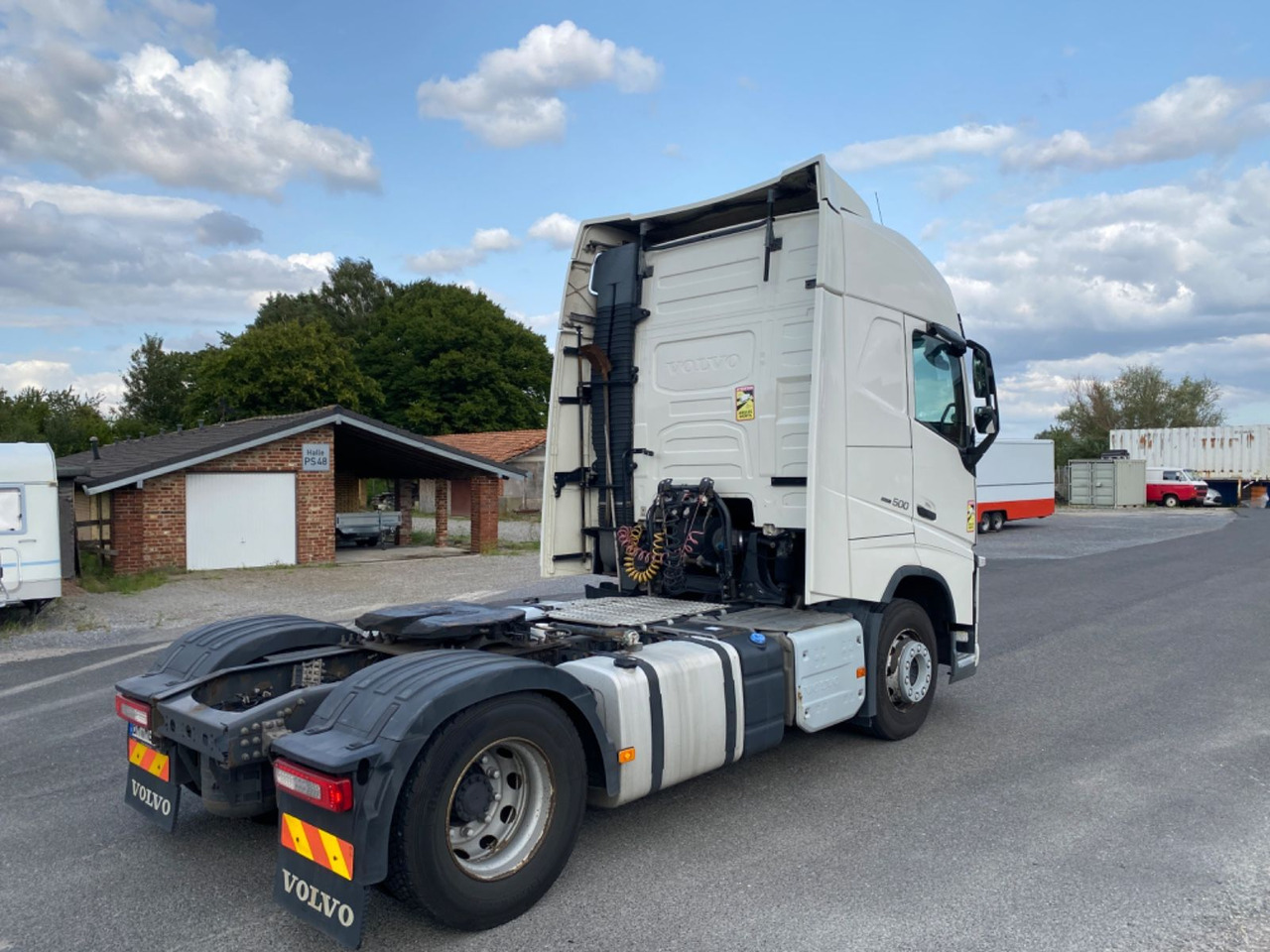 Volvo FH500 /ADR/Globetrotter/VEB/780.000 km - Nyergesvontató: 3 kép. Volvo FH500 /ADR/Globetrotter/VEB/780.000 km - Nyergesvontató: 3 kép.