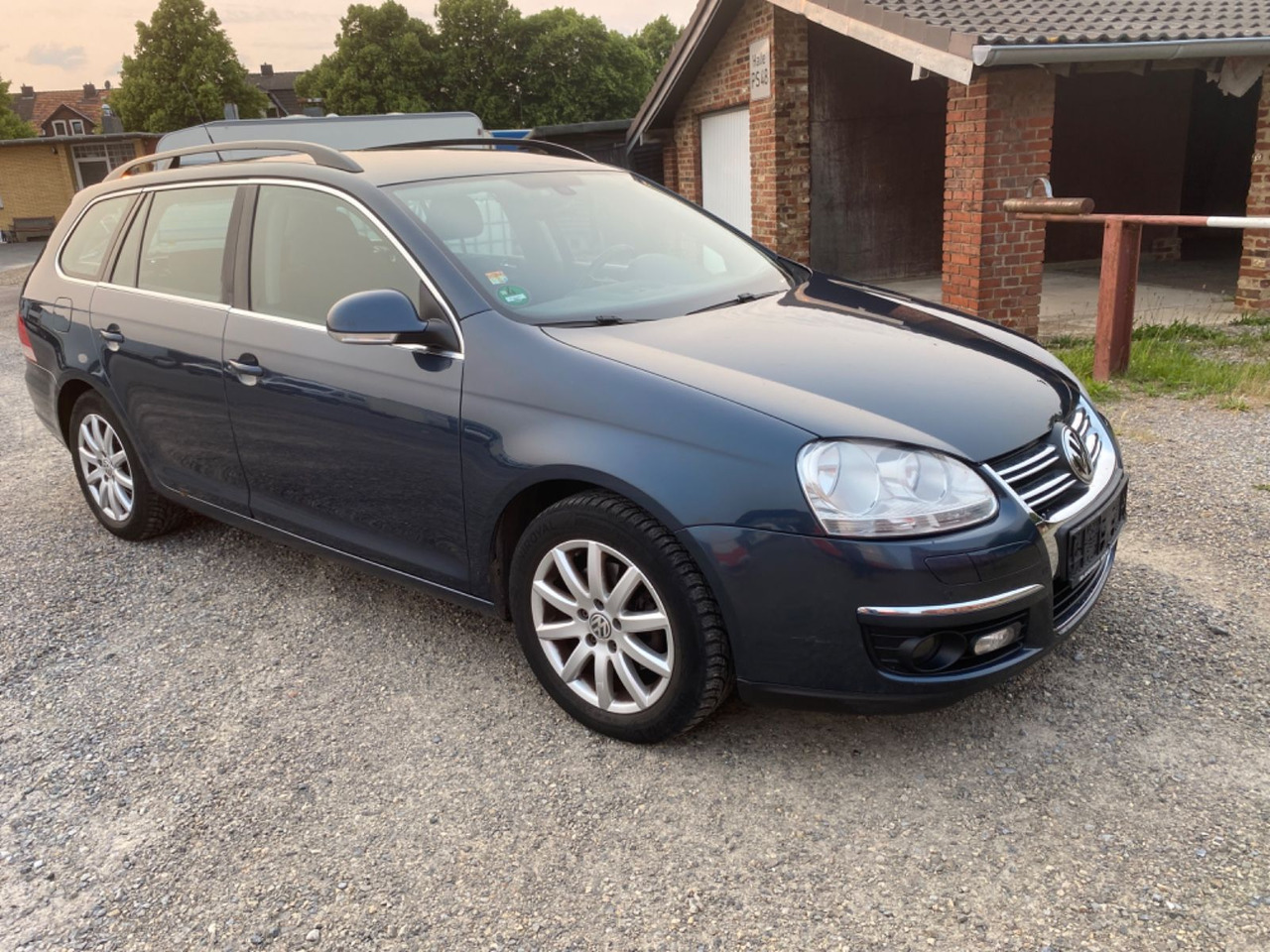 Volkswagen Golf V Variant Comfortline - Autó: 2 kép. Volkswagen Golf V Variant Comfortline - Autó: 2 kép.