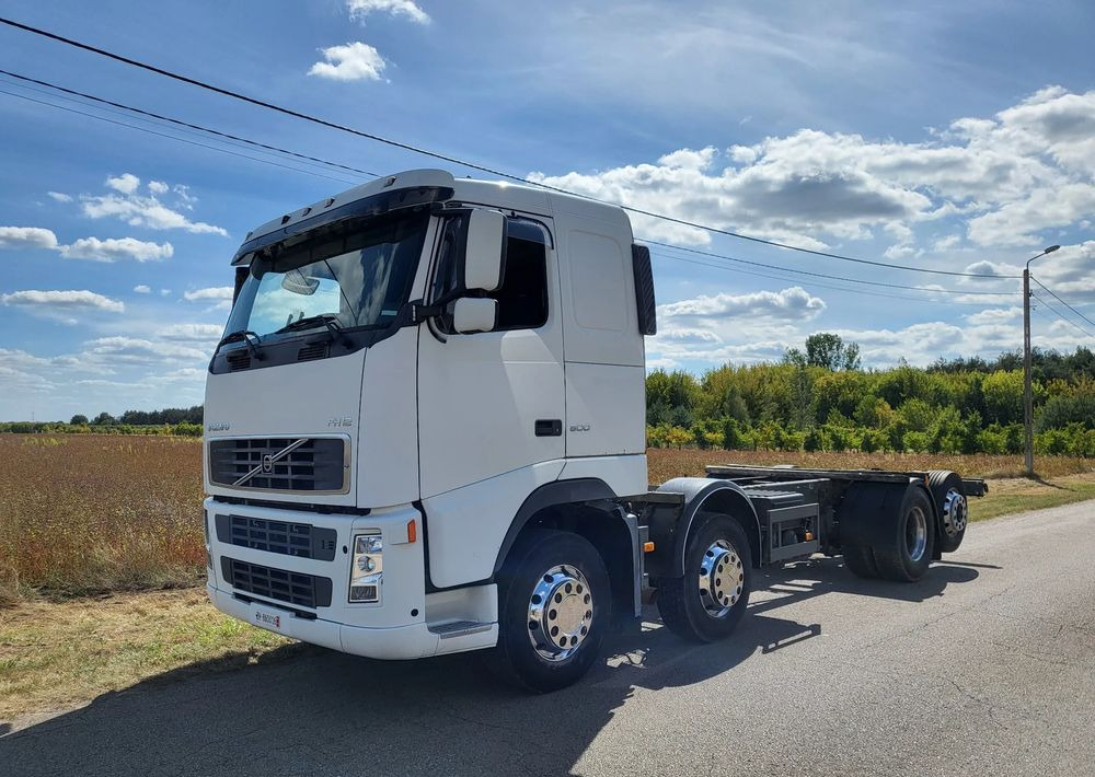 Volvo FH 500 8x2 - Alvaz teherautó: 3 kép. Volvo FH 500 8x2 - Alvaz teherautó: 3 kép.