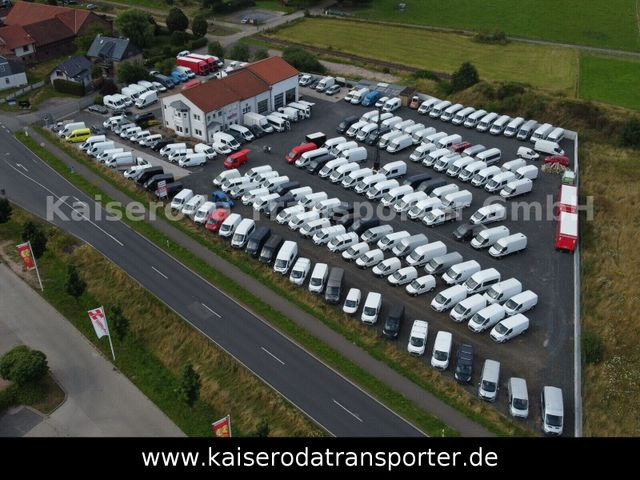 Ford Transit FT350 L2H2 Laderampe Klima Navi Kamera - Furgon: 2 kép. Ford Transit FT350 L2H2 Laderampe Klima Navi Kamera - Furgon: 2 kép.