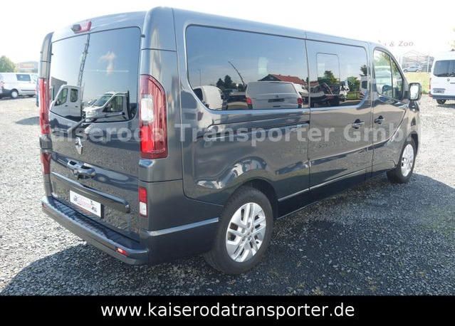 Renault Trafic L2H1 VA Grand SpaceClass Klima Drehsitze - Kisbusz: 5 kép. Renault Trafic L2H1 VA Grand SpaceClass Klima Drehsitze - Kisbusz: 5 kép.