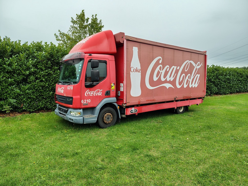 DAF LF45-220 - Platós teherautó: 1 kép. DAF LF45-220 - Platós teherautó: 1 kép.