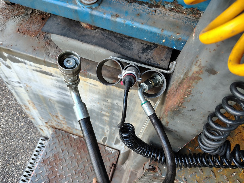 Terberg Yt180 - Terminál targoncá: 5 kép. Terberg Yt180 - Terminál targoncá: 5 kép.