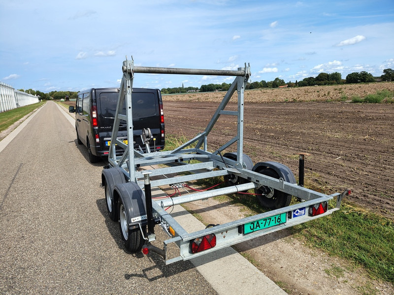 Blyss 3000 - Kábeldob szállító utánfutó: 3 kép. Blyss 3000 - Kábeldob szállító utánfutó: 3 kép.