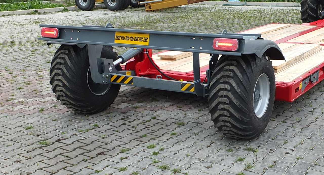 Modonex TPW6000 - Mezőgazdasági platós pótkocsi: 4 kép. Modonex TPW6000 - Mezőgazdasági platós pótkocsi: 4 kép.