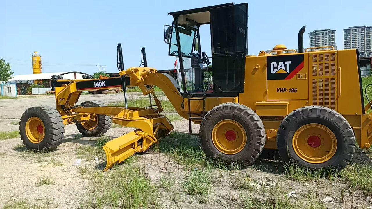 CATERPILLAR 140K used motor grader low price - Gréder: 1 kép. CATERPILLAR 140K used motor grader low price - Gréder: 1 kép.