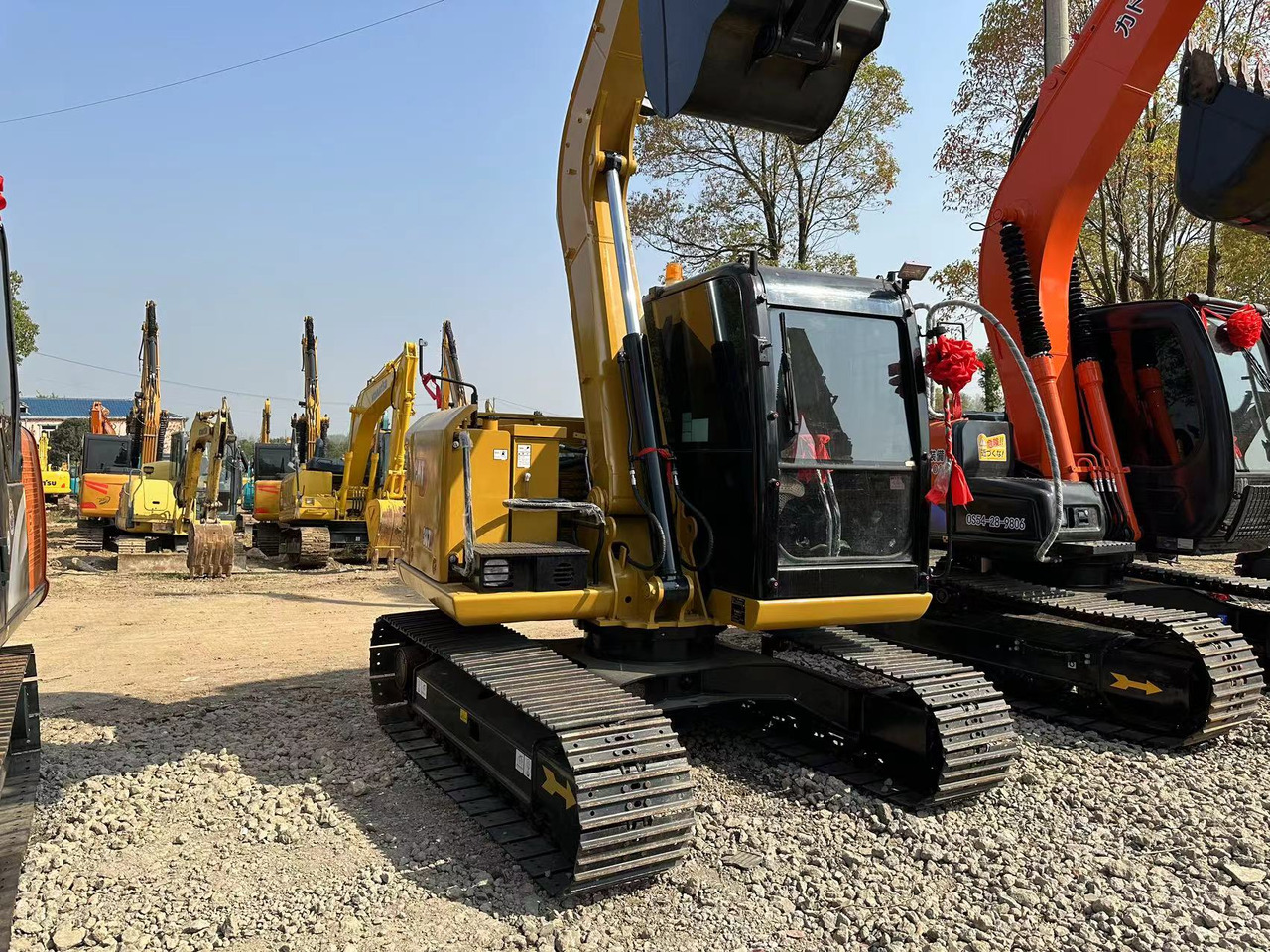 CATERPILLAR 307 mini excavator discount promotion - Minikotró: 1 kép. CATERPILLAR 307 mini excavator discount promotion - Minikotró: 1 kép.