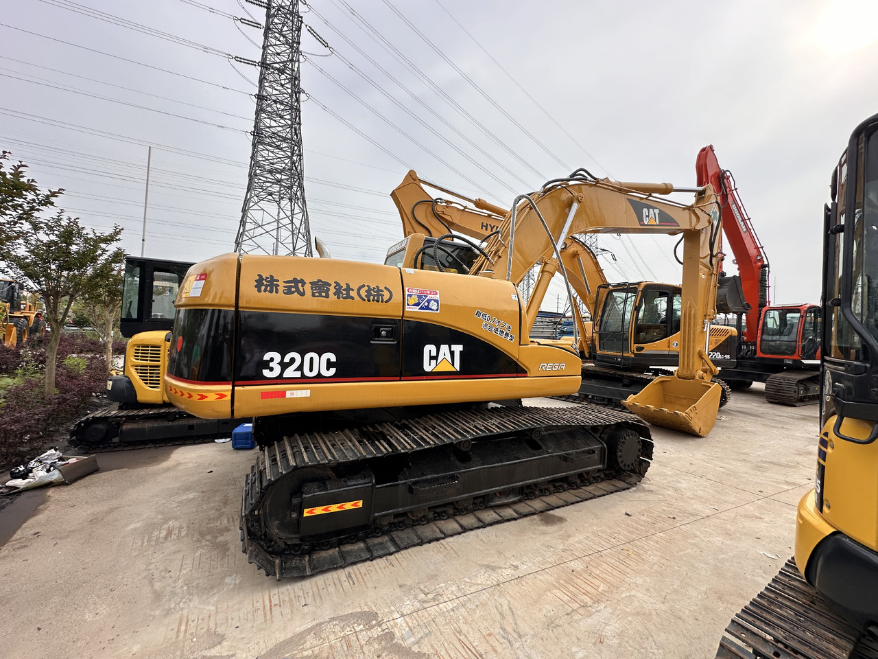 CATERPILLAR 320CL used excavator good condition for sale - Lánctalpas kotró: 1 kép. CATERPILLAR 320CL used excavator good condition for sale - Lánctalpas kotró: 1 kép.
