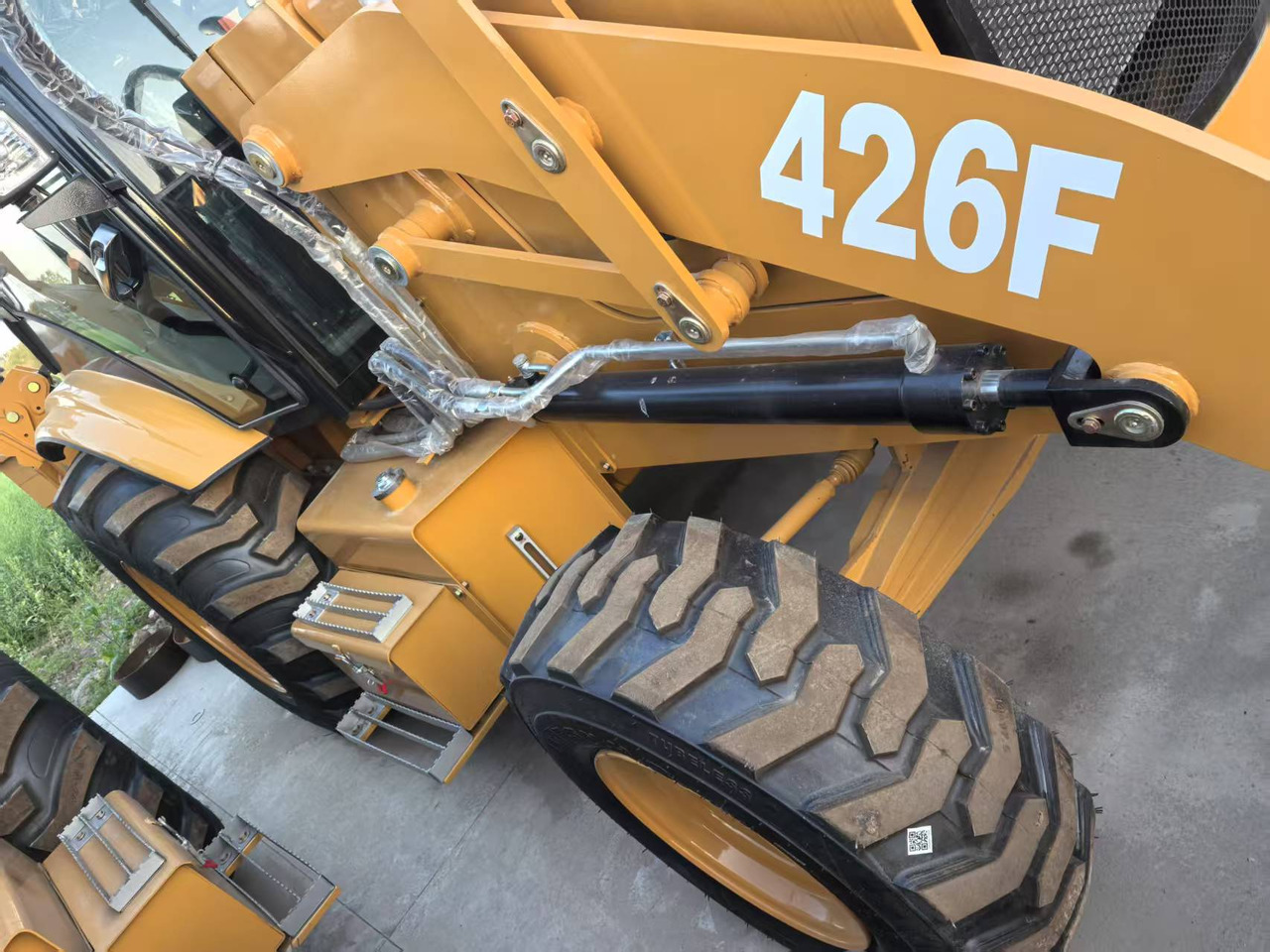 CATERPILLAR 426F new backhoe loader 2025 hot sale jcb - Kotrórakodó: 3 kép. CATERPILLAR 426F new backhoe loader 2025 hot sale jcb - Kotrórakodó: 3 kép.