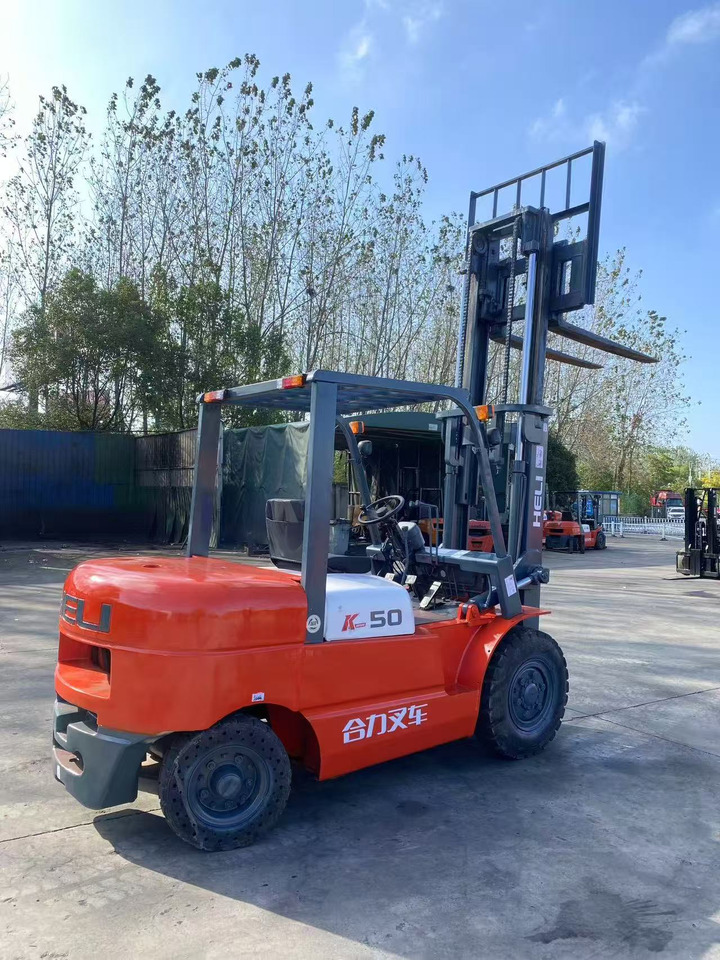 HELI k50 used diesel forklift Customizable mast clamps - Dízel targonca: 4 kép. HELI k50 used diesel forklift Customizable mast clamps - Dízel targonca: 4 kép.