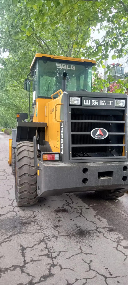 SDLG lg936l - Gumikerekes homlokrakodó: 5 kép. SDLG lg936l - Gumikerekes homlokrakodó: 5 kép.