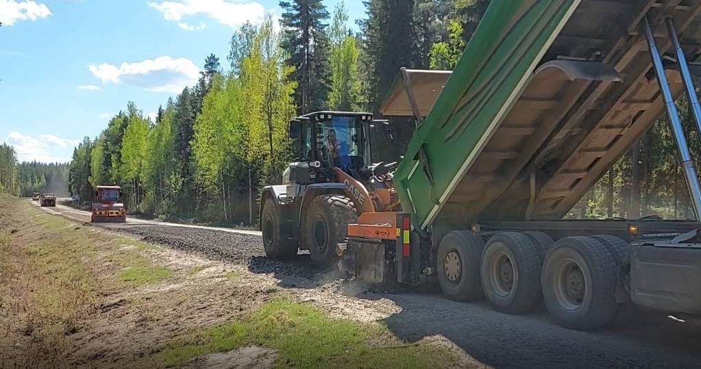 Reptail SM - Gréder: 1 kép. Reptail SM - Gréder: 1 kép.