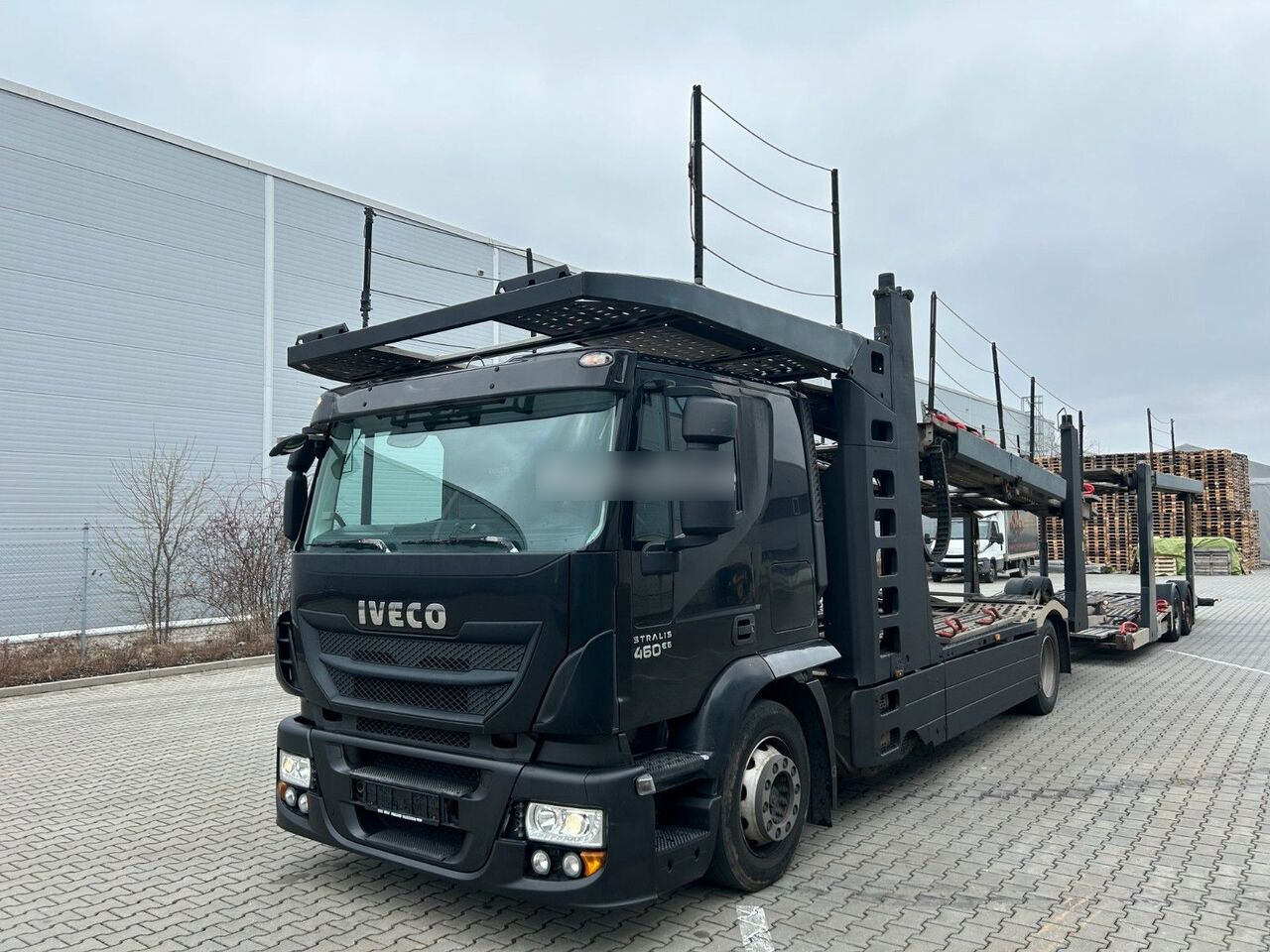 IVECO Stralis 460 (1A3C - ROLFO TV) - Autószállító teherautó: 1 kép. IVECO Stralis 460 (1A3C - ROLFO TV) - Autószállító teherautó: 1 kép.