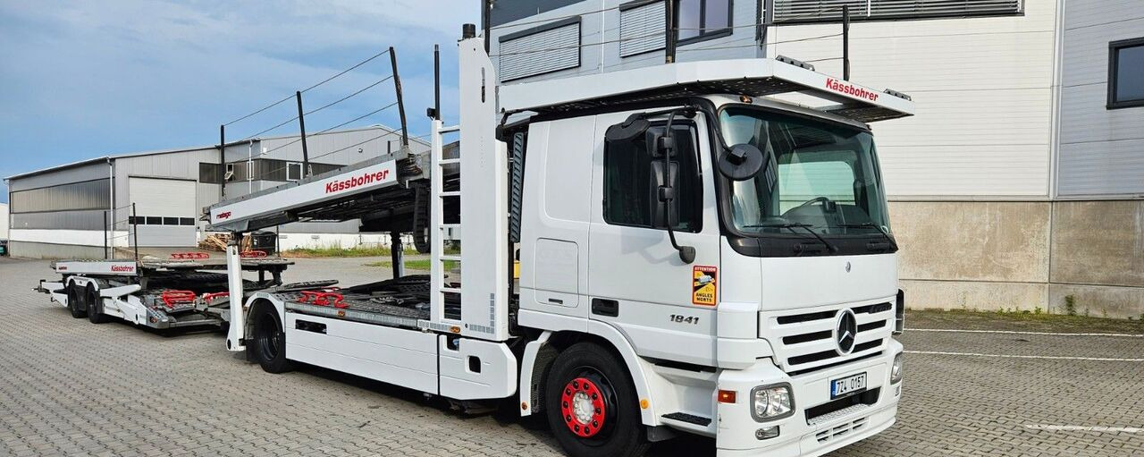 MERCEDES-BENZ Actros 1846 - Autószállító teherautó: 3 kép. MERCEDES-BENZ Actros 1846 - Autószállító teherautó: 3 kép.
