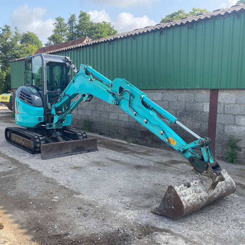 Kobelco SK 30 SR - 6E - Minikotró: 1 kép. Kobelco SK 30 SR - 6E - Minikotró: 1 kép.