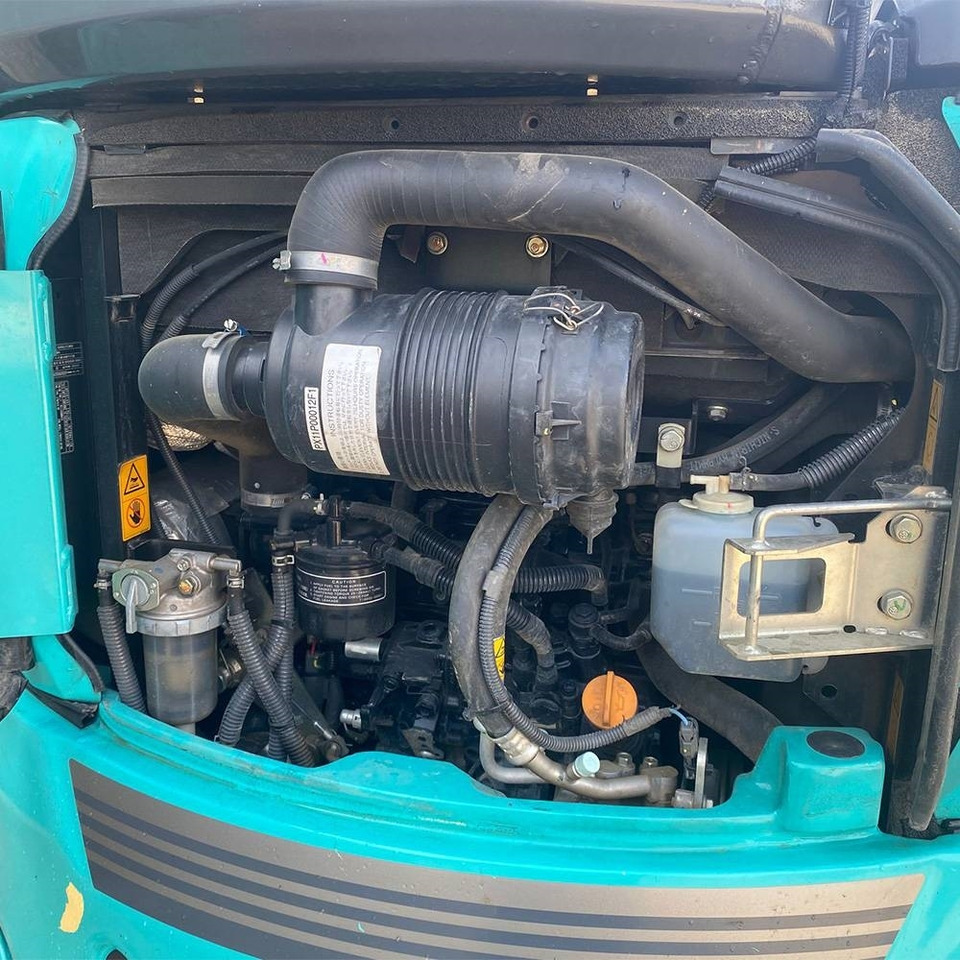 Kobelco SK 30 SR - 6E - Minikotró: 5 kép. Kobelco SK 30 SR - 6E - Minikotró: 5 kép.