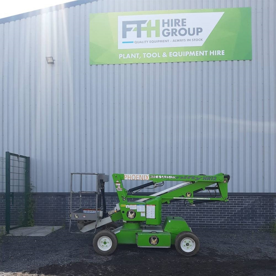 Niftylift HR 12 - Személyemelő: 3 kép. Niftylift HR 12 - Személyemelő: 3 kép.