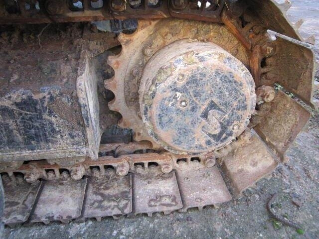 Teleszkópos emelő Aichi SR 182: 6 kép.