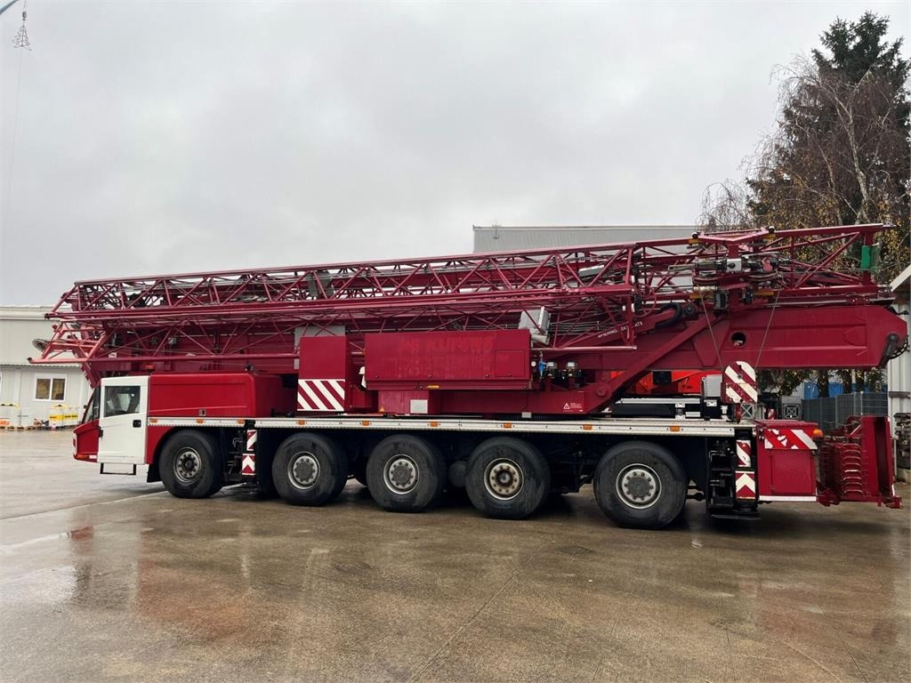 Spierings SK 599 - Önszerelő toronydaru: 3 kép. Spierings SK 599 - Önszerelő toronydaru: 3 kép.