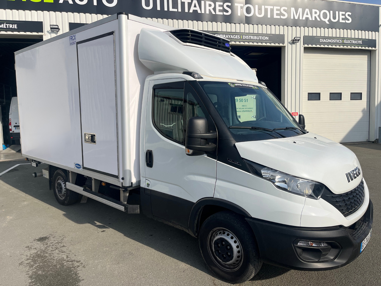 IVECO DAILY 35S14 FRIGORIFIQUE FRCX - Hűtős kisteherautó: 1 kép. IVECO DAILY 35S14 FRIGORIFIQUE FRCX - Hűtős kisteherautó: 1 kép.