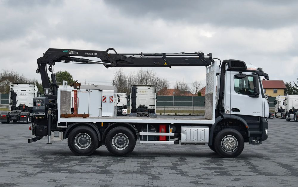 Mercedes-Benz AROCS 2636 / 6x4 / HIAB X-HIPRO 192 E-3 / WYSUW x3 / ROTATOR / STEROWANIE RADIOWE / UDT / PODPORY HYDRAULICZNE / AUTOMAT / KAMERA COFANIA / NISKI PRZEBIEG / SPROWADZONY - Egyéb gépek: 4 kép. Mercedes-Benz AROCS 2636 / 6x4 / HIAB X-HIPRO 192 E-3 / WYSUW x3 / ROTATOR / STEROWANIE RADIOWE / UDT / PODPORY HYDRAULICZNE / AUTOMAT / KAMERA COFANIA / NISKI PRZEBIEG / SPROWADZONY - Egyéb gépek: 4 kép.