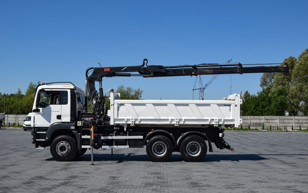 MAN TGS 33.360 / 6x4 / HDS HIAB 122 E-2 HIDUO / STEROWANIE RADIOWE / WYWROTKA / HYDROBURTA / AUTOMAT / KLIMA / TEMPOMAT / KAMERA COFANIA / SPROWADZONY - Billenőplatós teherautó: 5 kép. MAN TGS 33.360 / 6x4 / HDS HIAB 122 E-2 HIDUO / STEROWANIE RADIOWE / WYWROTKA / HYDROBURTA / AUTOMAT / KLIMA / TEMPOMAT / KAMERA COFANIA / SPROWADZONY - Billenőplatós teherautó: 5 kép.