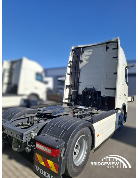 Volvo FH 500 - Nyergesvontató: 5 kép. Volvo FH 500 - Nyergesvontató: 5 kép.