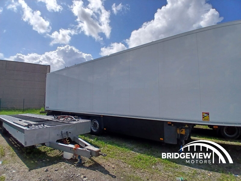 Schmitz Cargobull SCB*S3B - Félpótkocsi hűtős: 4 kép. Schmitz Cargobull SCB*S3B - Félpótkocsi hűtős: 4 kép.