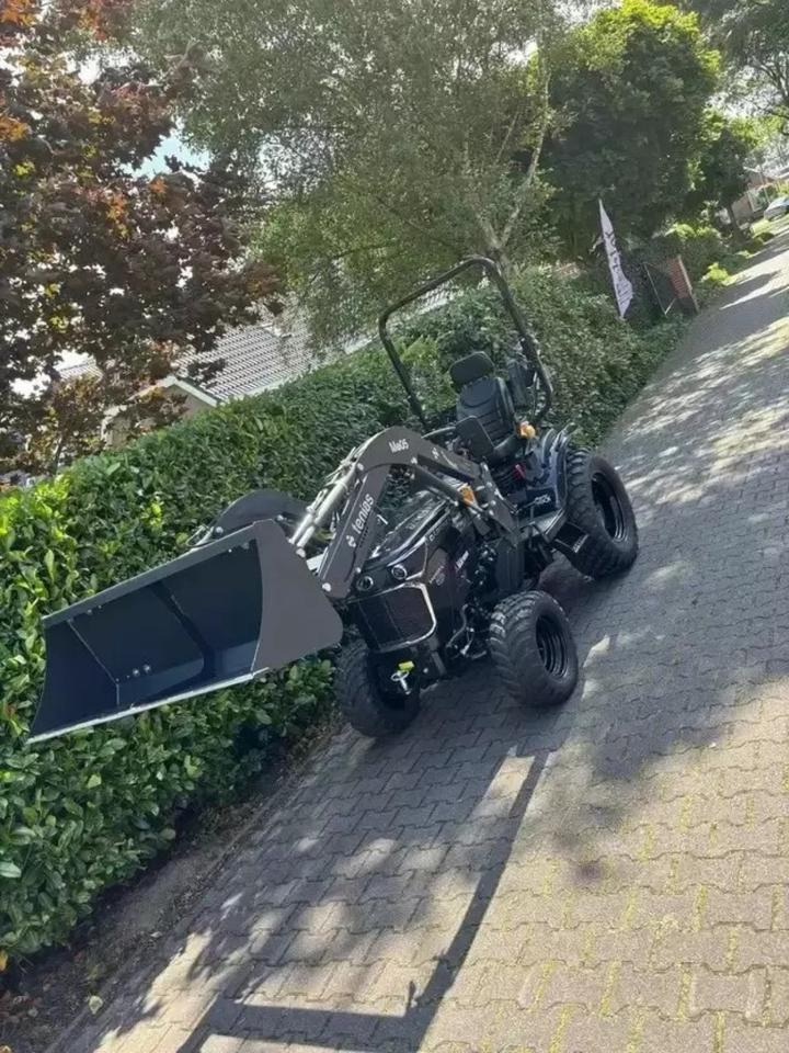 Feiertagaktion Captain Kleintraktoren mit kostenlosem Mäher - Kistraktor: 3 kép. Feiertagaktion Captain Kleintraktoren mit kostenlosem Mäher - Kistraktor: 3 kép.