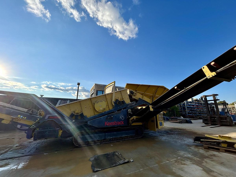 Keestrack K6 - Osztályozó berendezés: 5 kép. Keestrack K6 - Osztályozó berendezés: 5 kép.