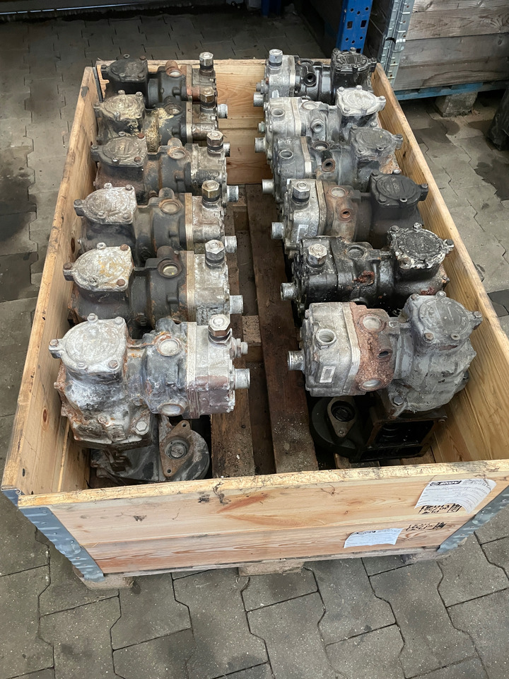 KOMPRESOR SPRĘŻARKA POWIETRZA MAN TGX TGS EURO 6 51540007146 - Kompresszor, sűrített levegő rendszer - Teherautó: 1 kép. KOMPRESOR SPRĘŻARKA POWIETRZA MAN TGX TGS EURO 6 51540007146 - Kompresszor, sűrített levegő rendszer - Teherautó: 1 kép.