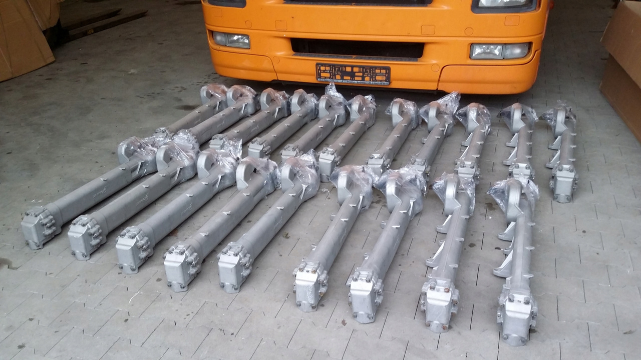 MAN F2000 TGA EGR TGX RECYRKULATOR D20,D26,D28 - EGR hűtő - Teherautó: 1 kép. MAN F2000 TGA EGR TGX RECYRKULATOR D20,D26,D28 - EGR hűtő - Teherautó: 1 kép.