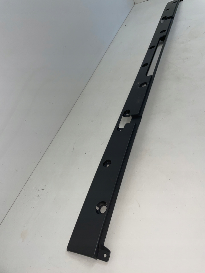 PODSZYBIE DAF XF CF LF MENZOLIT - Szélvédő: 2 kép. PODSZYBIE DAF XF CF LF MENZOLIT - Szélvédő: 2 kép.