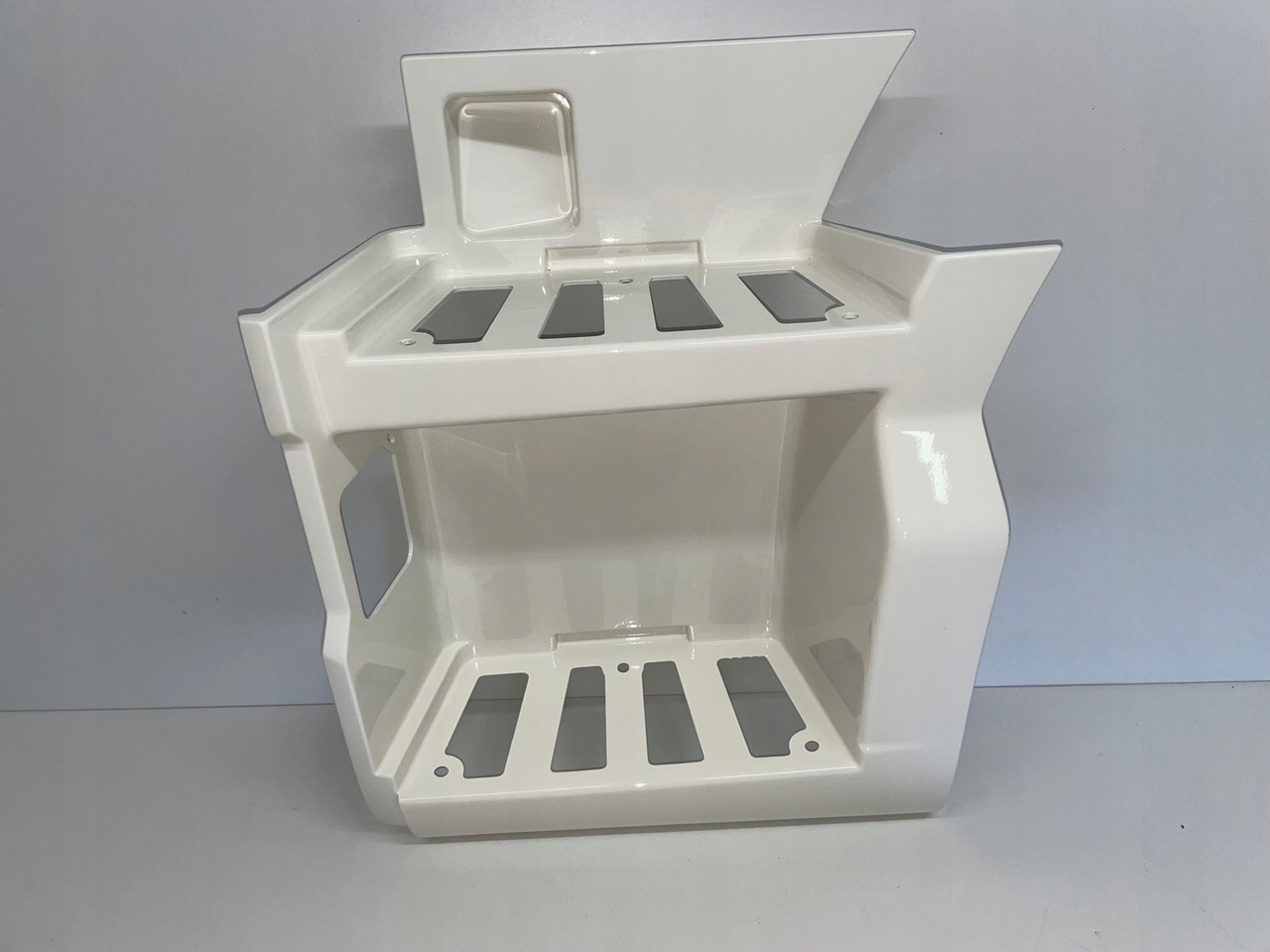 STOPIEŃ STOPNICA MAN TGX 3 TG3 - Lépcső - Teherautó: 1 kép. STOPIEŃ STOPNICA MAN TGX 3 TG3 - Lépcső - Teherautó: 1 kép.