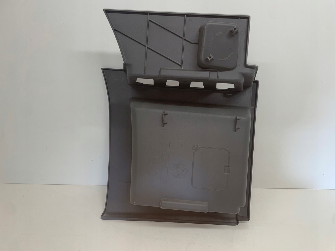 STOPNICA DOLNY STOPIEŃ MAN TGX TGX3 TG-3 81615200075 - Lépcső - Teherautó: 4 kép. STOPNICA DOLNY STOPIEŃ MAN TGX TGX3 TG-3 81615200075 - Lépcső - Teherautó: 4 kép.