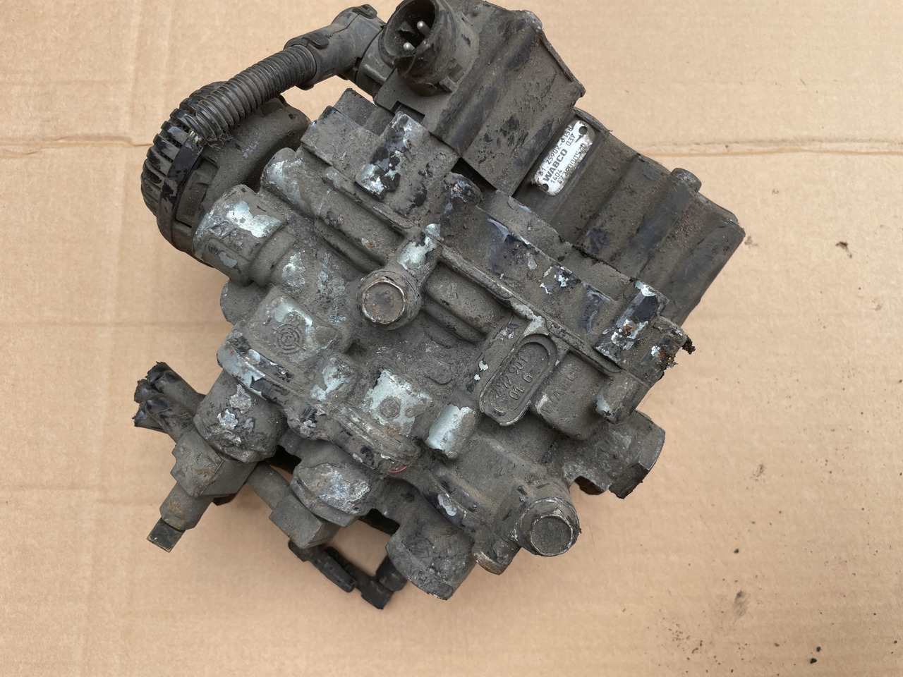 ZAWÓR PODUSZEK ECAS MAN TGA TGX TGS 4729000570 - Légrugó - Teherautó: 2 kép. ZAWÓR PODUSZEK ECAS MAN TGA TGX TGS 4729000570 - Légrugó - Teherautó: 2 kép.