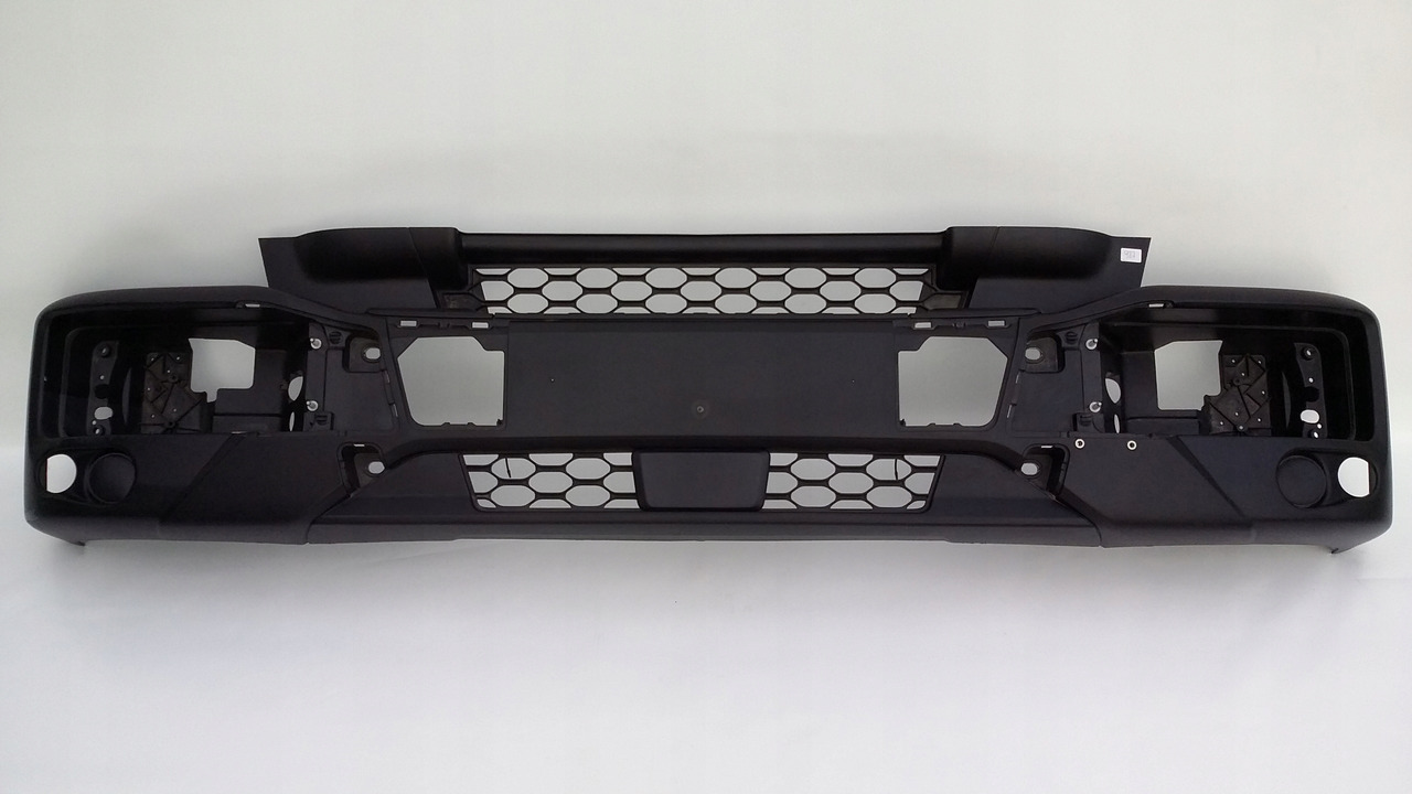 ZDERZAK IVECO EUROCARGO EURO CARGO NISKI EURO 6 - Lökhárító - Teherautó: 1 kép. ZDERZAK IVECO EUROCARGO EURO CARGO NISKI EURO 6 - Lökhárító - Teherautó: 1 kép.