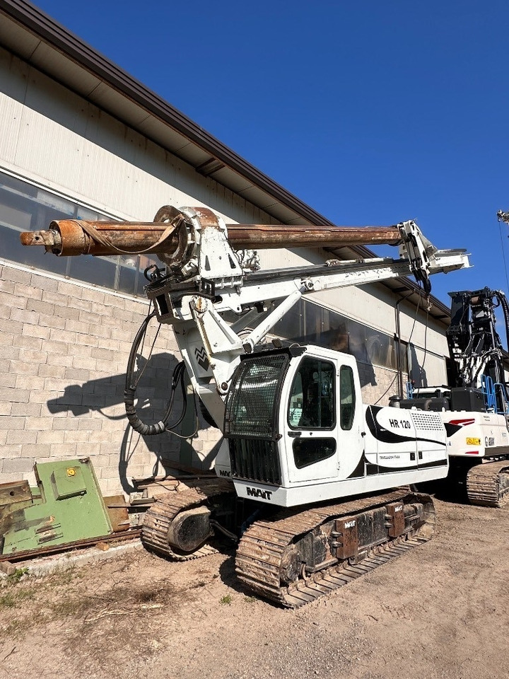 Mait HR 120 - Cölöpverő: 2 kép. Mait HR 120 - Cölöpverő: 2 kép.