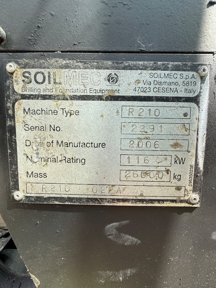 Soilmec R 210  - Cölöpverő: 4 kép. Soilmec R 210  - Cölöpverő: 4 kép.