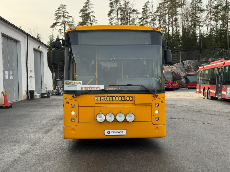 Iveco Irisbus VEST Eurorider - Helyközi busz: 2 kép. Iveco Irisbus VEST Eurorider - Helyközi busz: 2 kép.