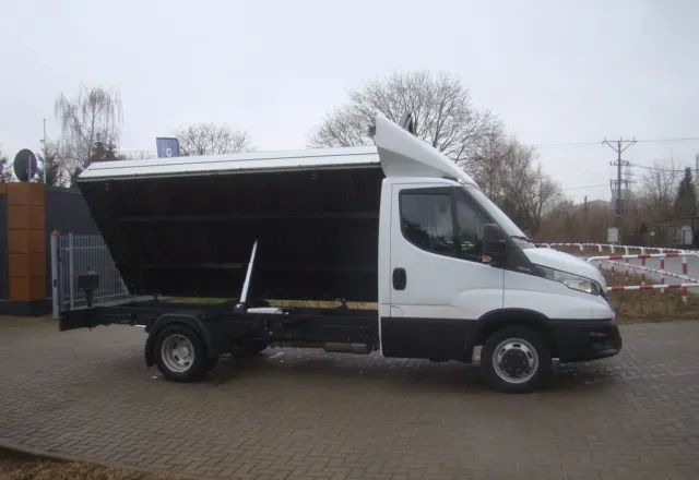 Iveco DAILY 35 C 15 3.5T 4.60M 3.5T NA HAKU CLIMATRONIC - Billenőplatós kisteherautó: 4 kép. Iveco DAILY 35 C 15 3.5T 4.60M 3.5T NA HAKU CLIMATRONIC - Billenőplatós kisteherautó: 4 kép.