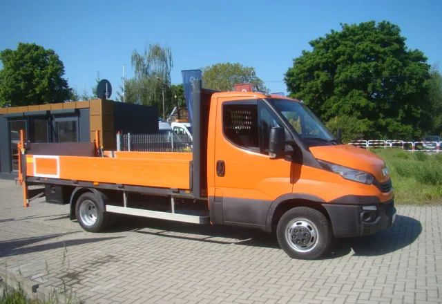 Iveco DAILY 35 C 15 WINDA 750KG 3.5T NA HAKU - Platós kisteherautó: 4 kép. Iveco DAILY 35 C 15 WINDA 750KG 3.5T NA HAKU - Platós kisteherautó: 4 kép.