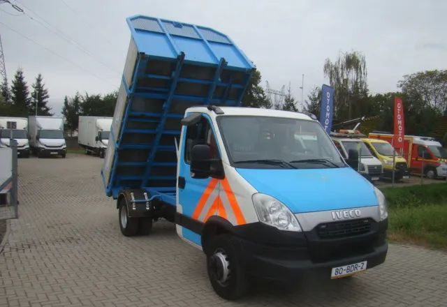 Iveco DAILY 70 C 15 3.0TDI 3.5T 3.65M WYWROTKA - Billenőplatós kisteherautó: 3 kép. Iveco DAILY 70 C 15 3.0TDI 3.5T 3.65M WYWROTKA - Billenőplatós kisteherautó: 3 kép.