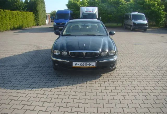 Jaguar X-Type - Szedán: 4 kép. Jaguar X-Type - Szedán: 4 kép.