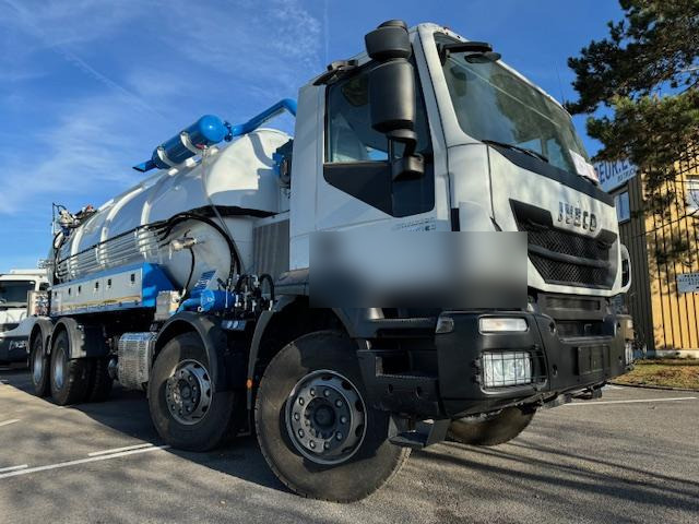 Iveco Trakker 410 - Szippantós autó: 4 kép. Iveco Trakker 410 - Szippantós autó: 4 kép.