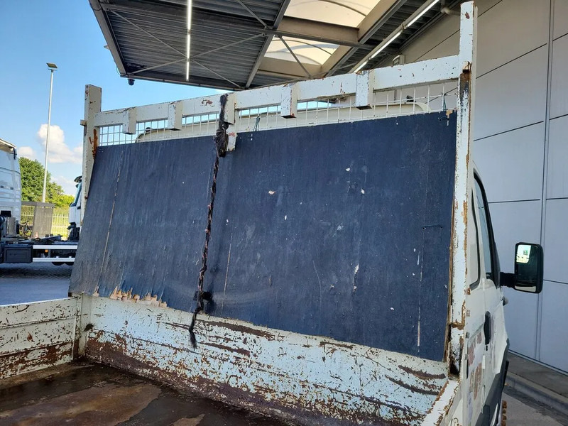 Iveco Daily 35C12 Daily - Billenőplatós kisteherautó: 5 kép. Iveco Daily 35C12 Daily - Billenőplatós kisteherautó: 5 kép.