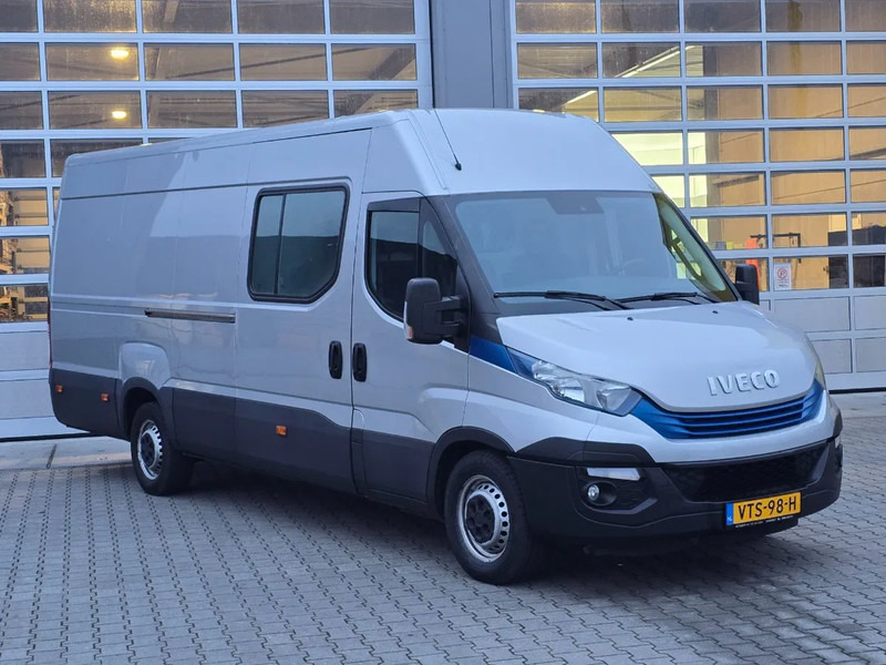 Iveco Daily 35S16 - Furgon: 2 kép. Iveco Daily 35S16 - Furgon: 2 kép.