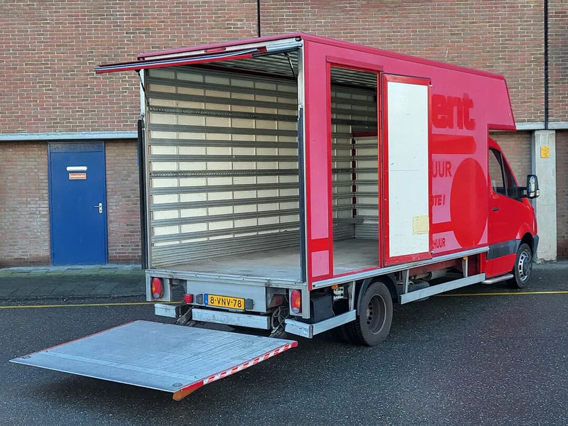 Mercedes-Benz Sprinter 513 CDI - Furgon, Duplakabinos kisteherautó: 4 kép. Mercedes-Benz Sprinter 513 CDI - Furgon, Duplakabinos kisteherautó: 4 kép.